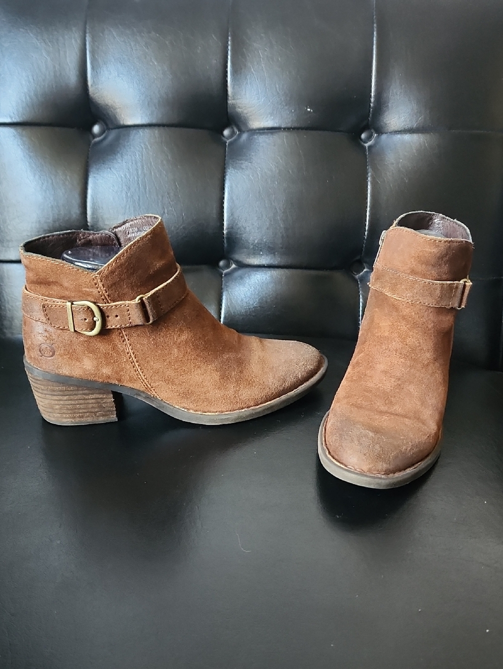 Born Adia Distressed Suede Ankle Boots Booties Tobacco Brown Size 6